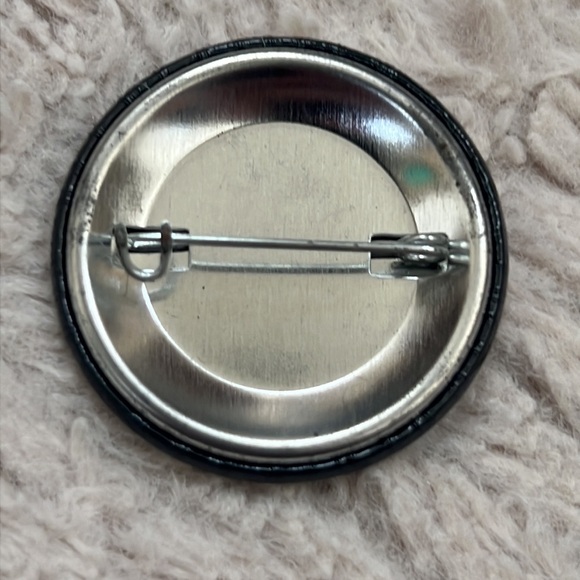 Hard Rock Cafe Save The Planet We Recycle Button Pin - Picture 13 of 13